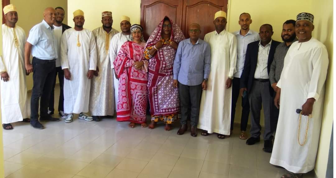 Le groupe WATORO reçu par le Gouverneur Dr Zaidou Youssouf