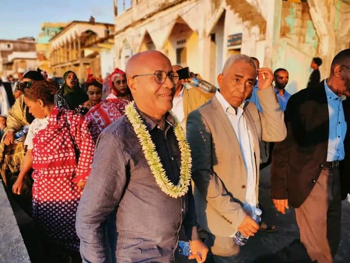 Inauguration de la Digue du Boulevard des Coelacanthes